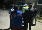 【九尺温情】当16岁少年在路灯下迷失，网格员姐姐用三个"小动作"改写人生剧本