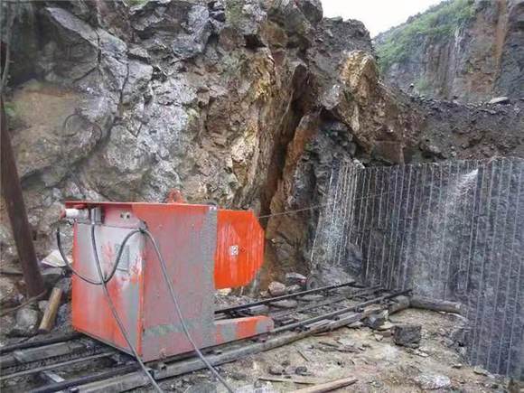 静力切割拆除地铁切割拆除-1.jpg 静力切割拆除地铁切割拆除-1.jpg