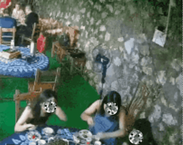 175921t9nxyuq4xfxqly99.gif