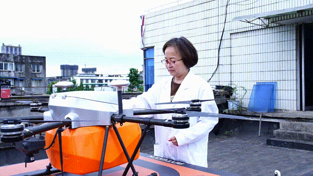 160736dvvukd0k2wd8rkvw.gif