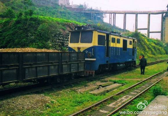 彭白铁路：小火车上的102分钟-9.jpg