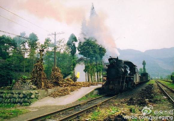 彭白铁路：小火车上的102分钟-8.jpg