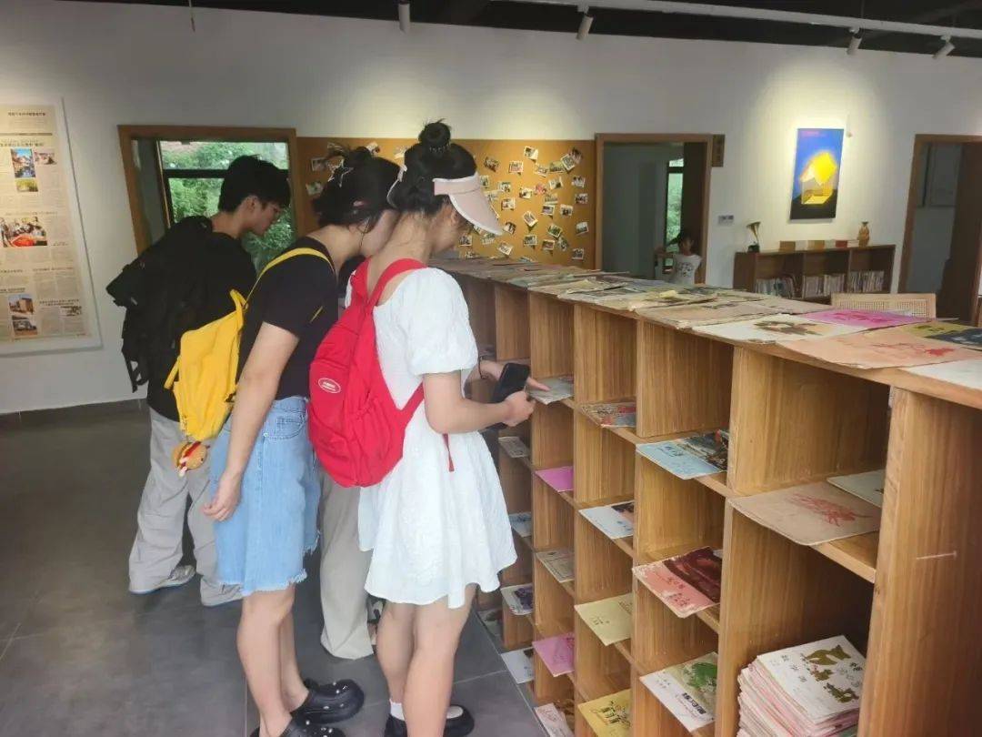 "海窝子三加二读书荟"荣获百佳公共文化空间!